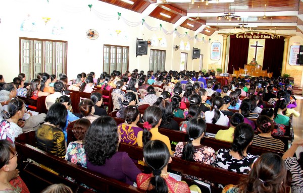 Quang Nam province: Spiritual refreshment and Holy Communion for Protestant women 